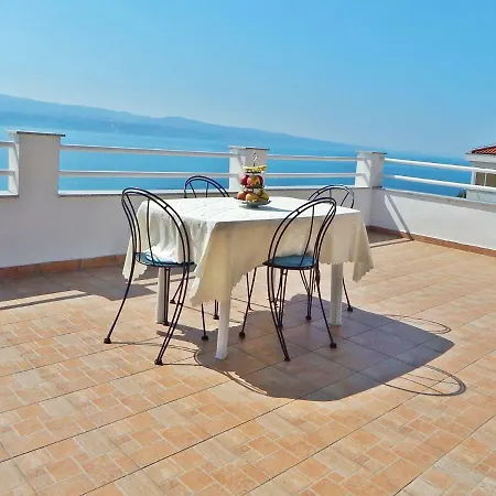 Apartment Kovacic Omis Exterior photo